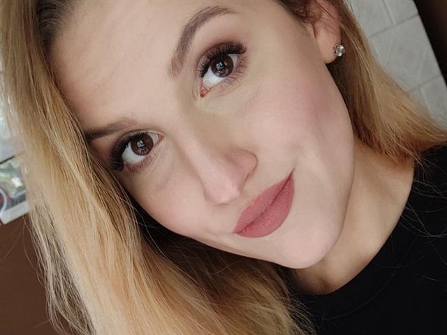 EmillyFlirtyGirl Vorschaubild