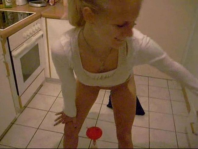 Teeny pi**t geil ab