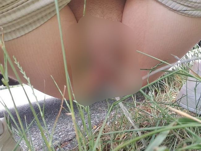 MEGA HARTER LANGER pi**-STRAHL AN ÖFFENTLICHEM RASTPLATZ! Diesmal haben mich wirklich alle gesehen!